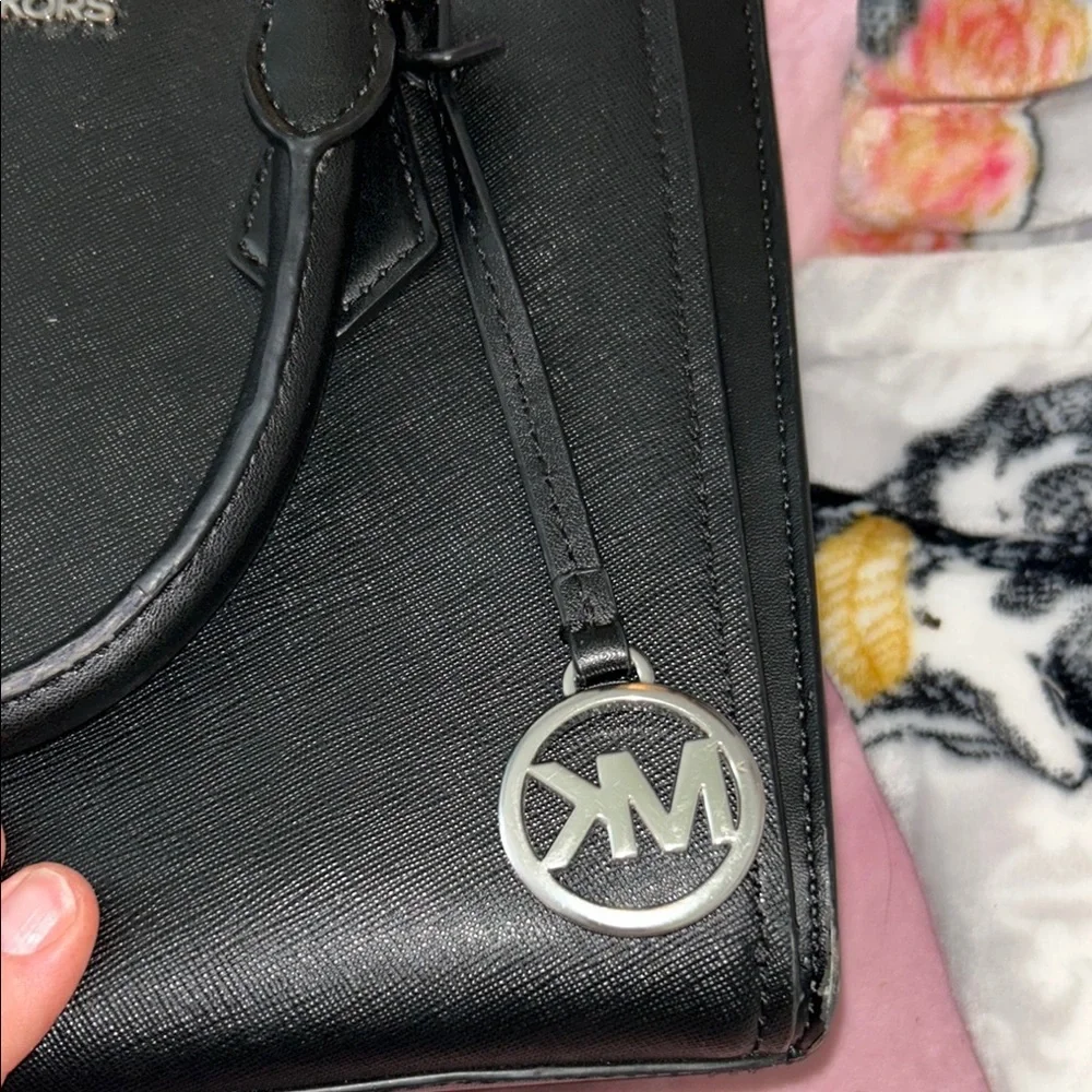 Michael Kors Black Purse - Picture 7 of 7